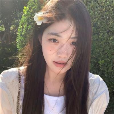 九尾藏不住